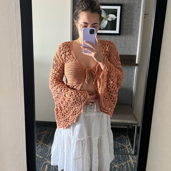 Handmade bell sleeve front tie crochet top - Picture 2 of 5